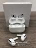 *APPLE AIRPODS PRO WITH WIRELESS CHARGING CASE (MWP22ZM/A) / CASE NOT CHARGING, UNTESTED