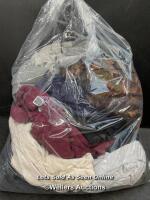 *BAG OF MOSTLY SPORT WEAR INCL. PUMA AND NIKE [101-20/02]