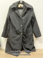 *X1 LONDON FOG COAT SIZE: S / PRE-OWNED