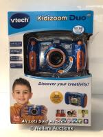 *VTECH KIDIZOOM DUO CAMERA 5.0"DIGITAL CAMERA FOR CHILDREN "ELECTRONIC TOY CAMERA "PHOTOS & VIDEO FOR KIDS AGED 3, 4, 5, 6, 7, 9 YEARS OLD, BLUE / APPEARS NEW [2996]