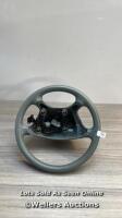 *MERCEDES CLK W209 LEATHER OUTER STEERING WHEEL / LIGHT GREY