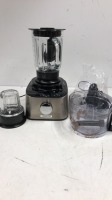 *KENWOOD MULTI PRO FOOD PROCESSOR / POWERS UP, APPEARS FUNCTIONAL, NOT FULLY TESTED / WITHOUT BOX [3007]
