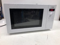 *BOSCH HMT84M421B SOLO 900W MICROWAVE / POWERS UP / NOT FULLY TESTED [3007]