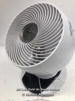 *MEACO AIR CIRCULATOR FAN / POWERS UP - APPEARS TO BE FUNCTIONAL / SIGNS OF USE [3007]