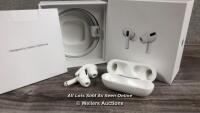 *APPLE AIRPODS PRO / WITH CHARGING POD / MWP22ZM/A / POWER UP & CONNECT TO BLUETOOTH / BOTH PODS FUNCTION WELL / MINIMAL SIGNS OF USE / WITH CHARGING CABLE / APPLE WARRANTY EXPIRES: 29TH MAY 22