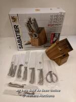 *SABATIER STAINLESS STEEL KNIFESET AND ACACIA WOOD BLOCK [2971]