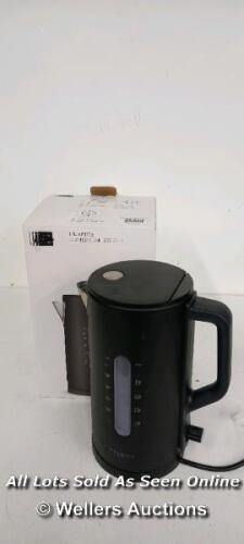 1.7 TALL KETTLE / POWERS UP USED
